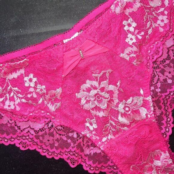 Victoria's Secret M PANTY CHEEKINI Hot PINK White Lace DESIRE - Picture 2 of 3